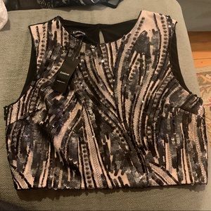 NWT bebe Black/Cream Sequin Crop Top (Large)